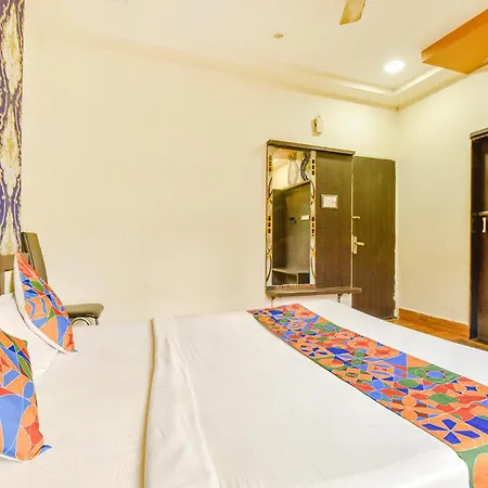 Fabexpress Shri Shyam Palace Ujjain Exterior photo