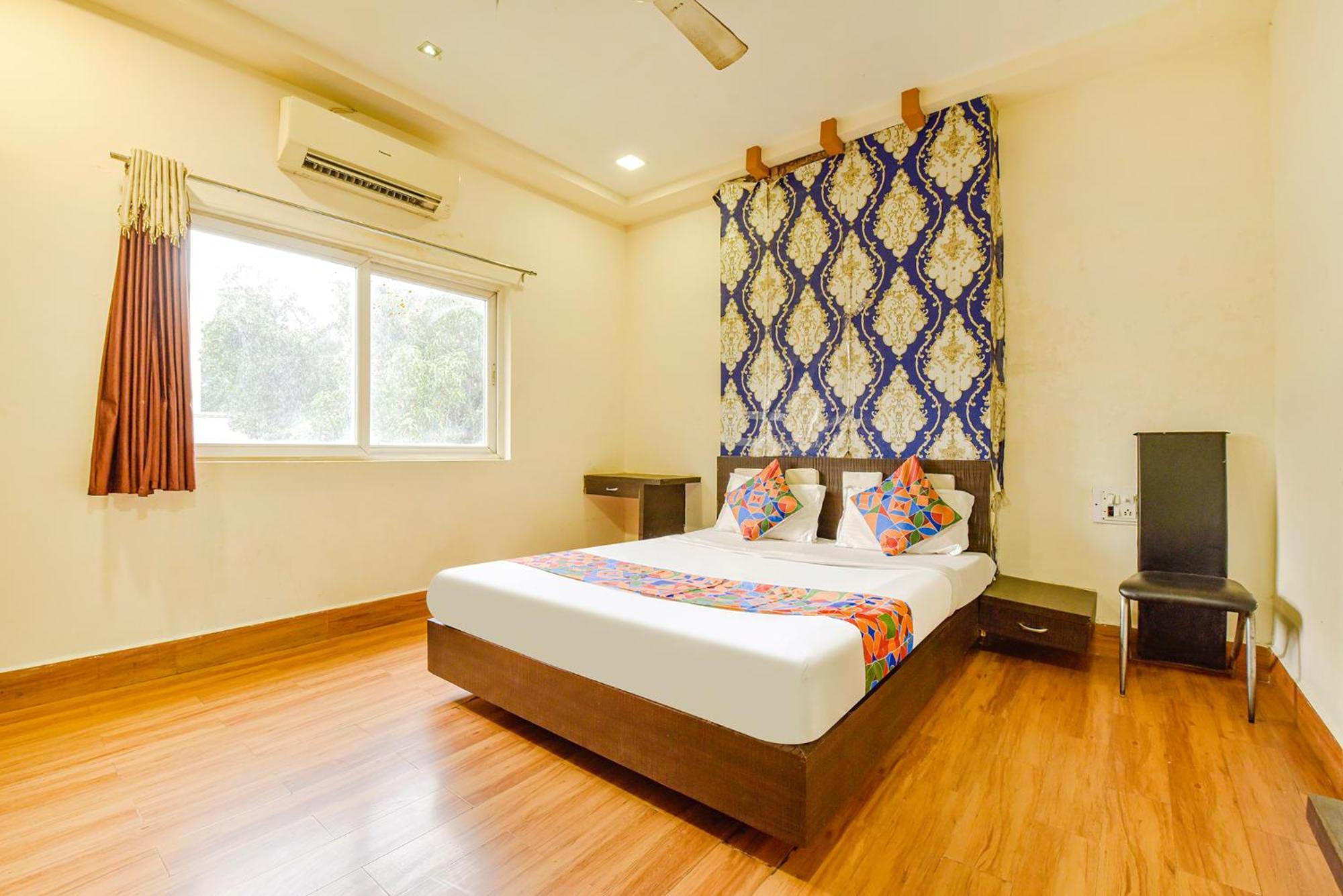 Homestay Fabexpress Shri Shyam Palace