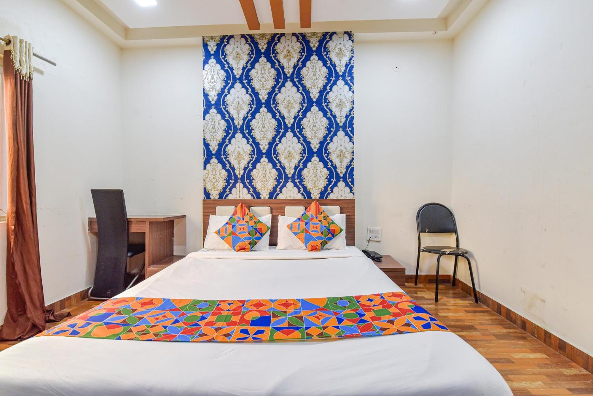 Homestay Fabexpress Shri Shyam Palace *