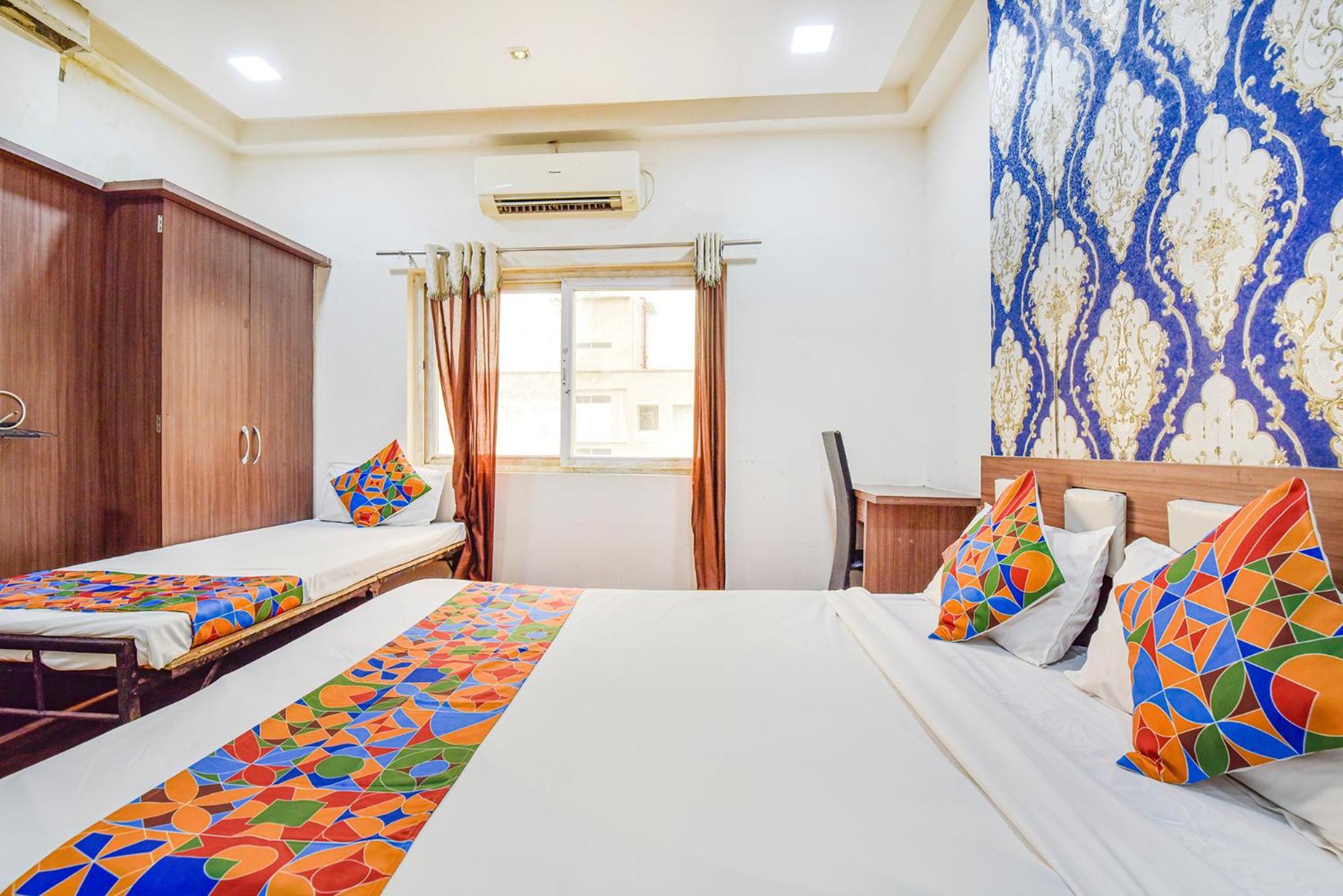 Fabexpress Shri Shyam Palace *