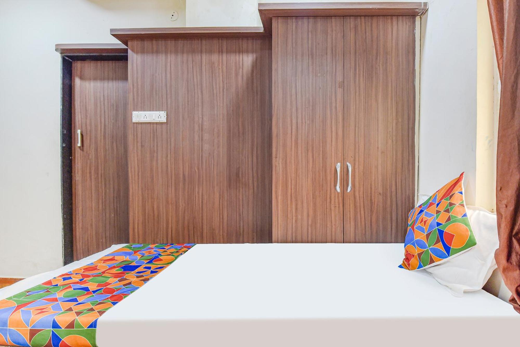 Fabexpress Shri Shyam Palace Homestay