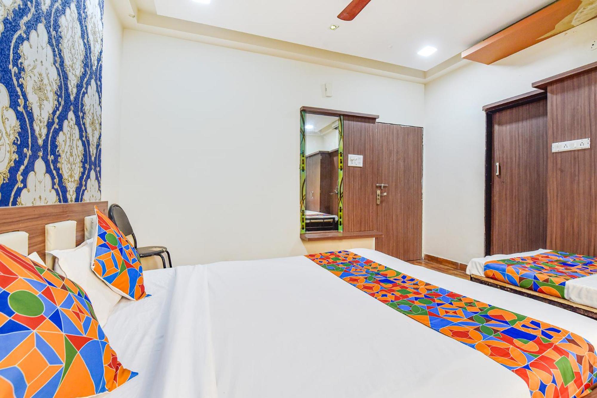 Fabexpress Shri Shyam Palace